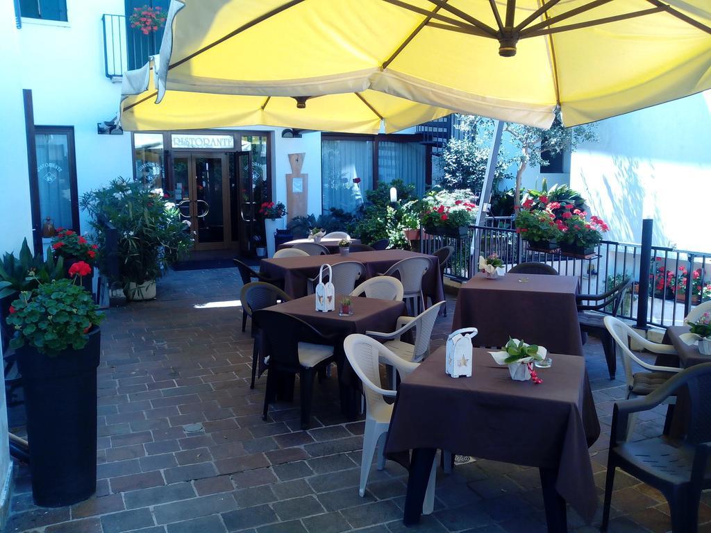 Albergo Alla Speranza Castelfranco Veneto Exterior foto
